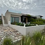 Escape Villa